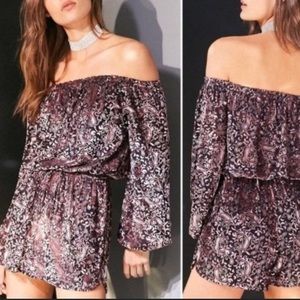UO Ecote Longsleeve Velvet Mauve Romper